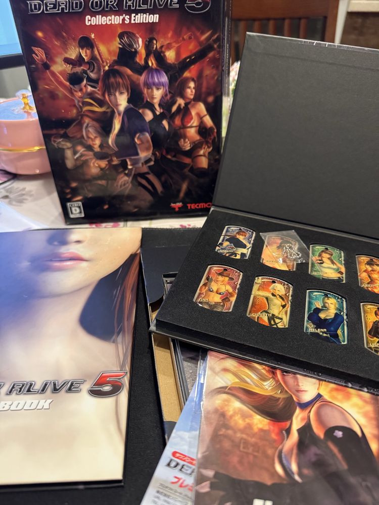 Dead or Alive 5 Collector’s Edition (PS3, Японское издание)