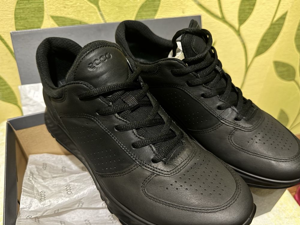Кроссовки Ecco EXOSTRIDE M размер 42