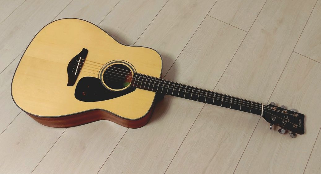 Комплект - Гитара Yamaha FG800M + чехол + струны