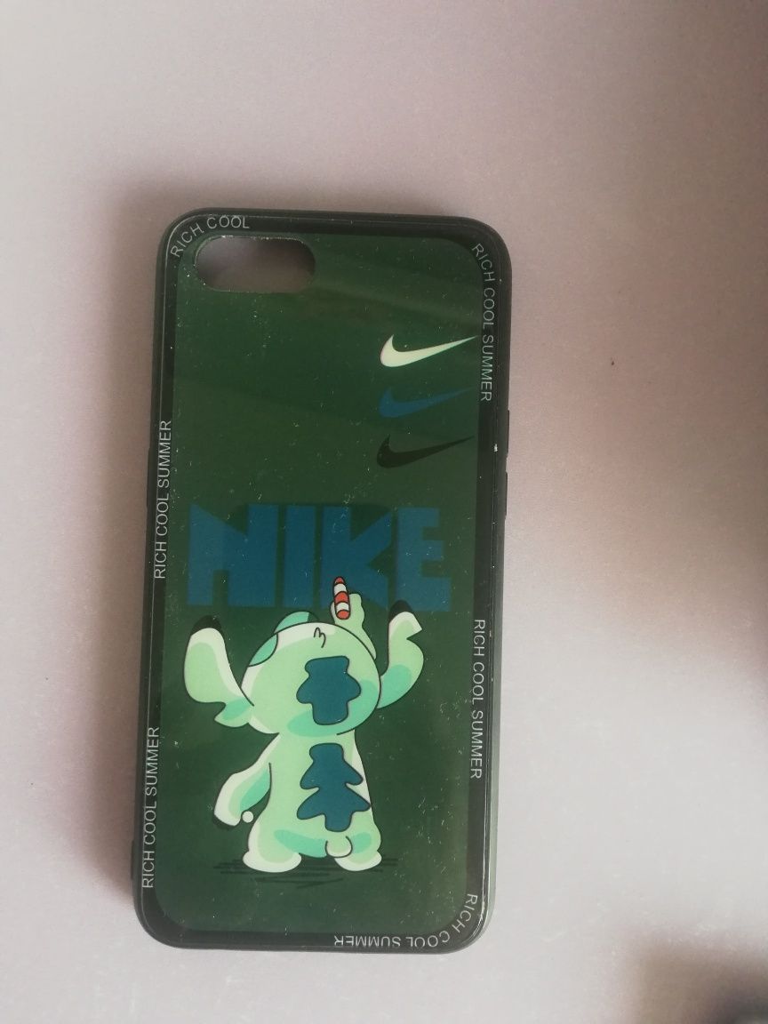 Oppo A1k чёрный телефон в падарок 2 чехла и 2 стекла