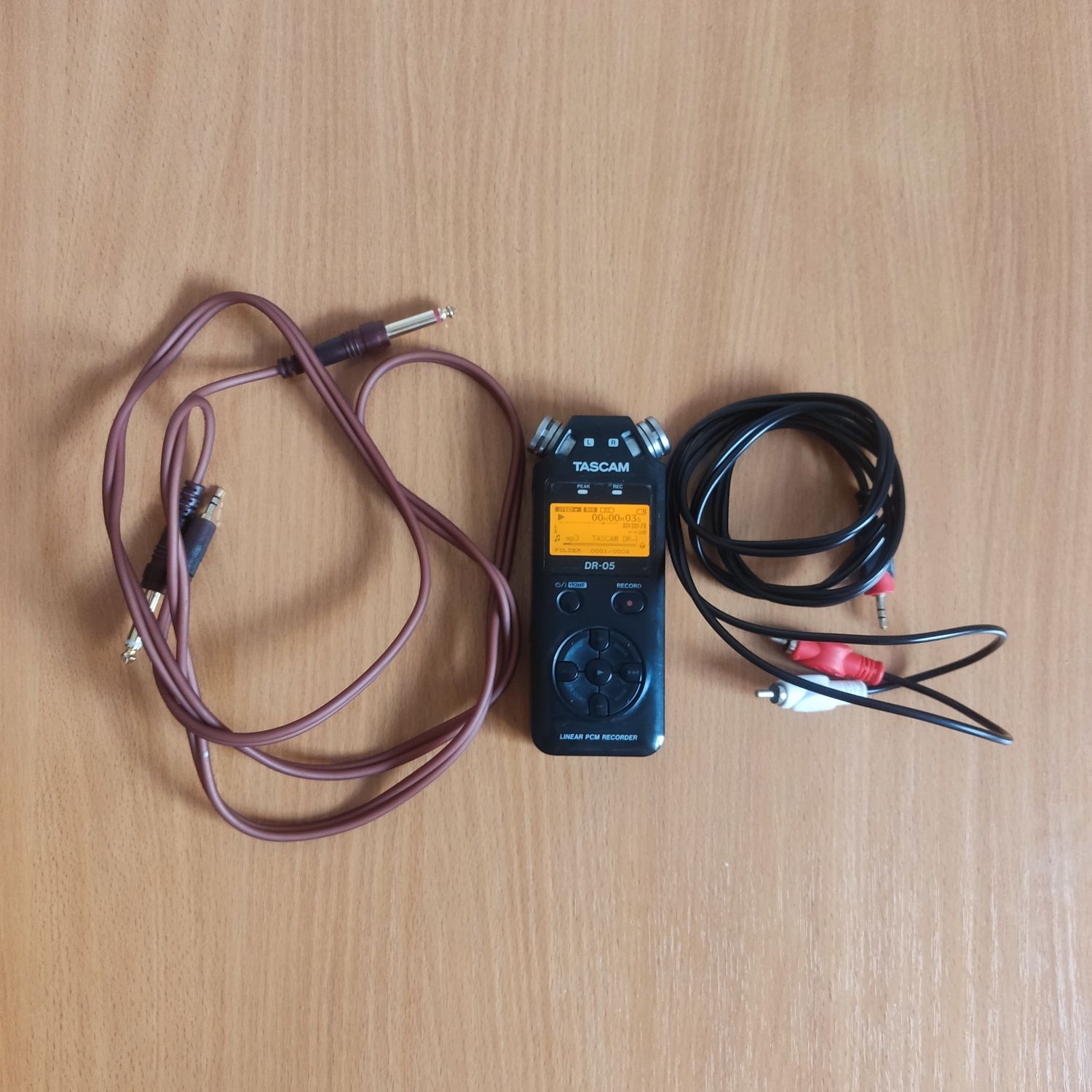 Чистый звук Tascam DR-05 аудиорекордер