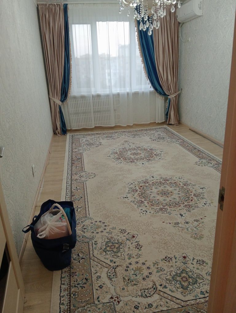 Продам ковры бу разные