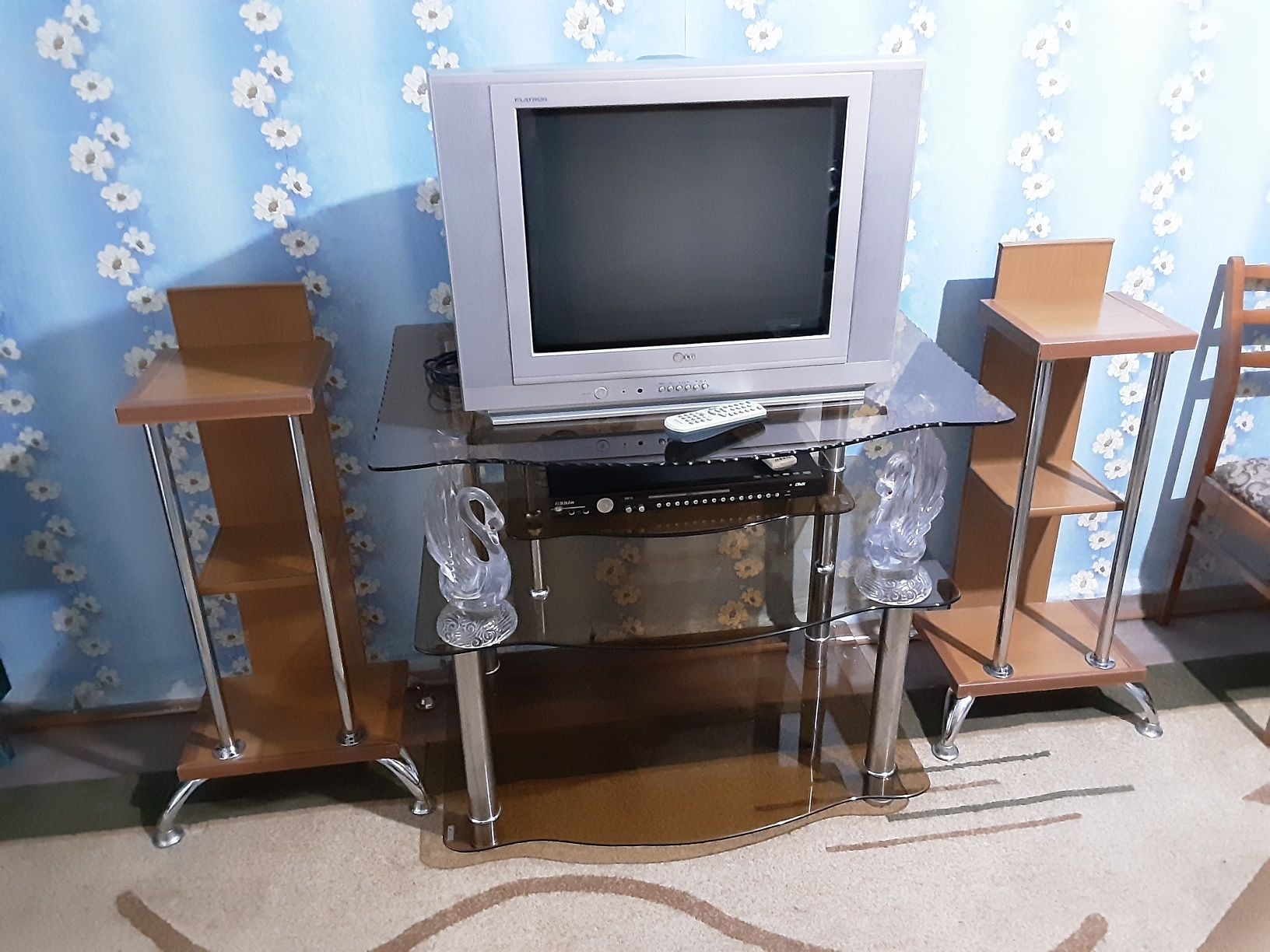 Продам новые часы