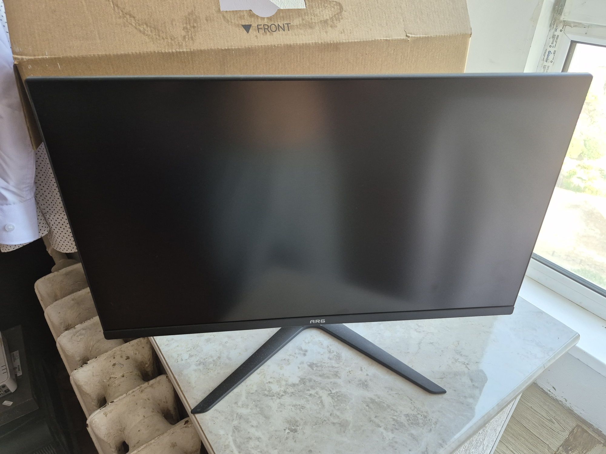 Монитор FULL HD 180HZ