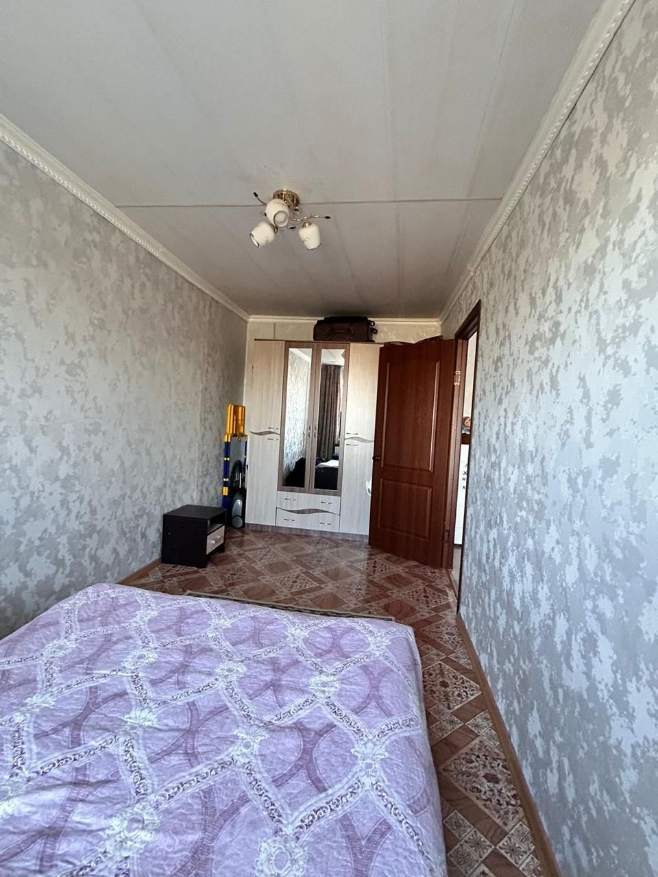Продам 2 комн 13600