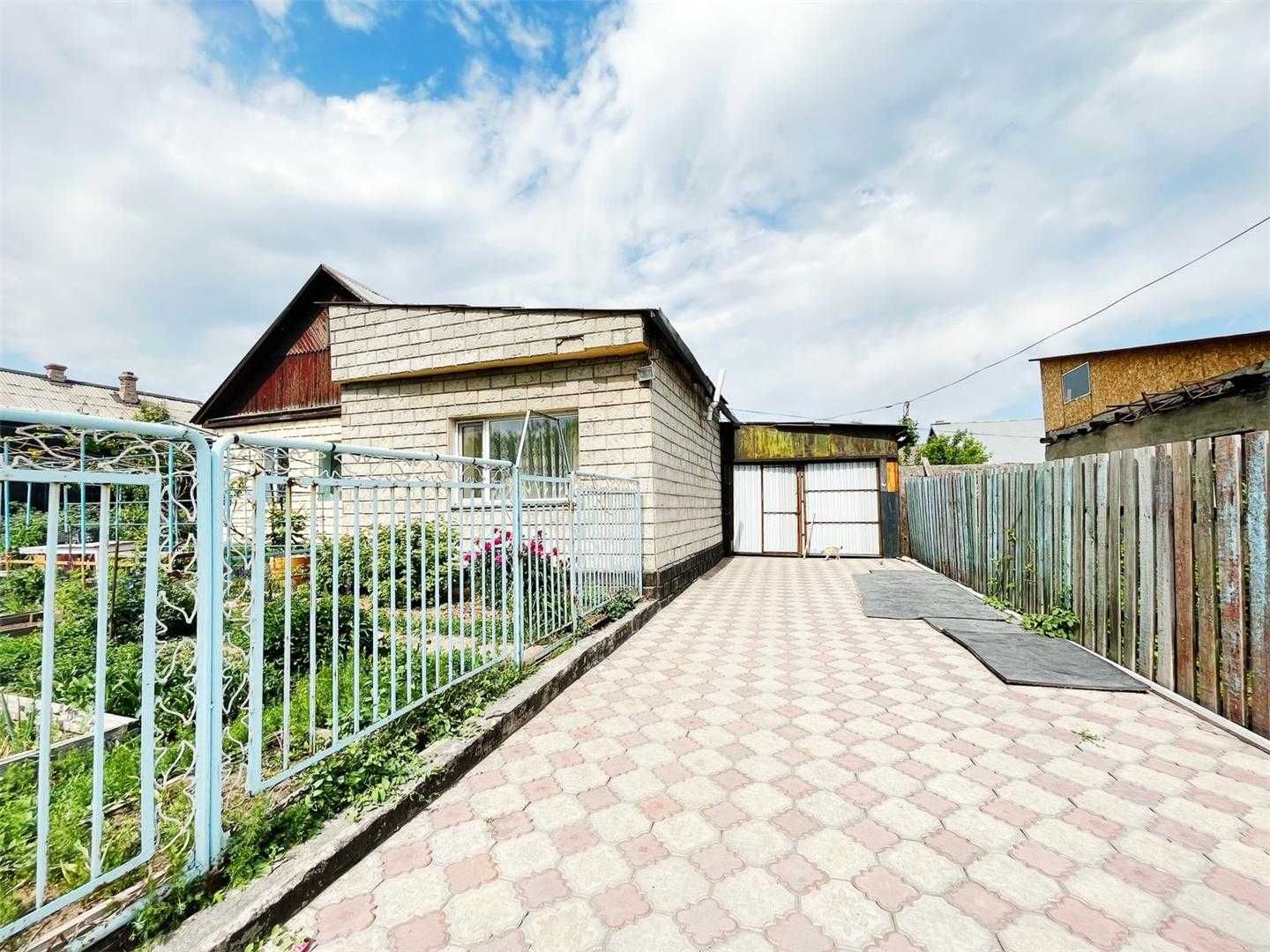 Продается ДОМ с мебелью и техникой.