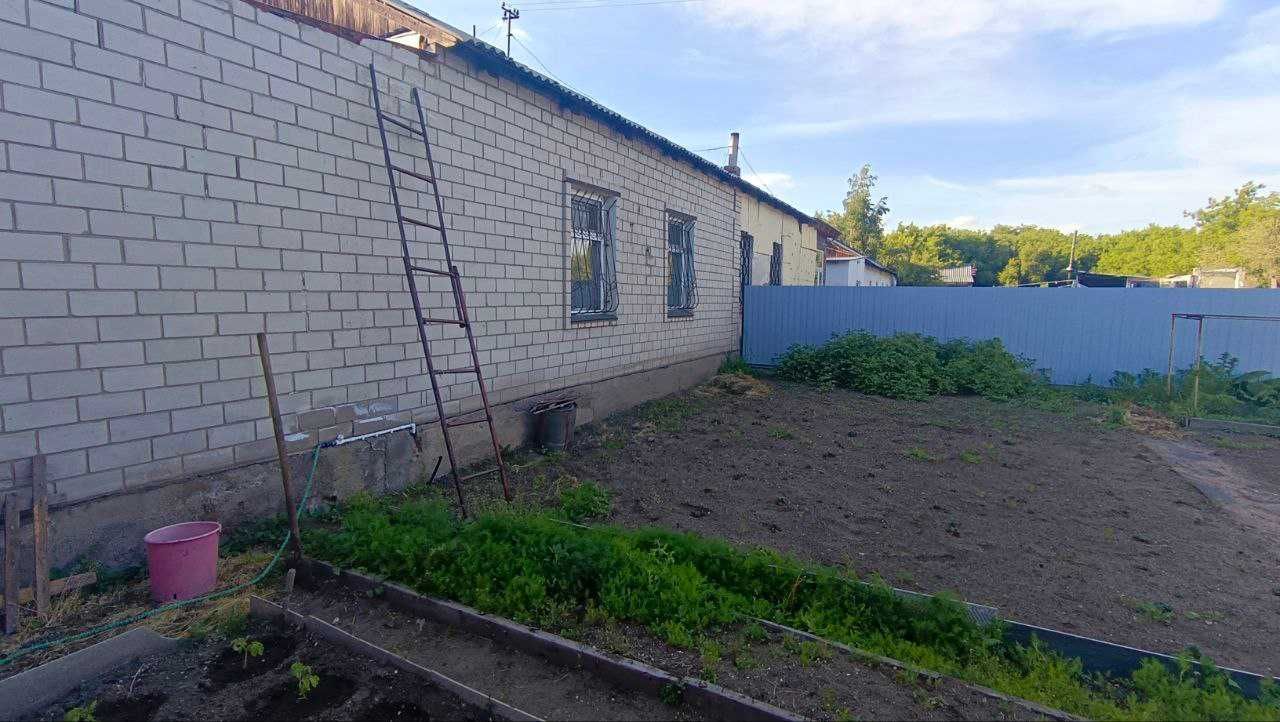 = 3-комнатный дом Центр Сортировки с гаражом уч-к 4 сотки