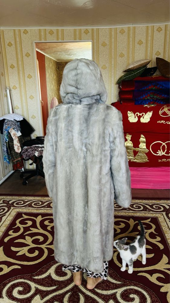 Продам шубу норковую