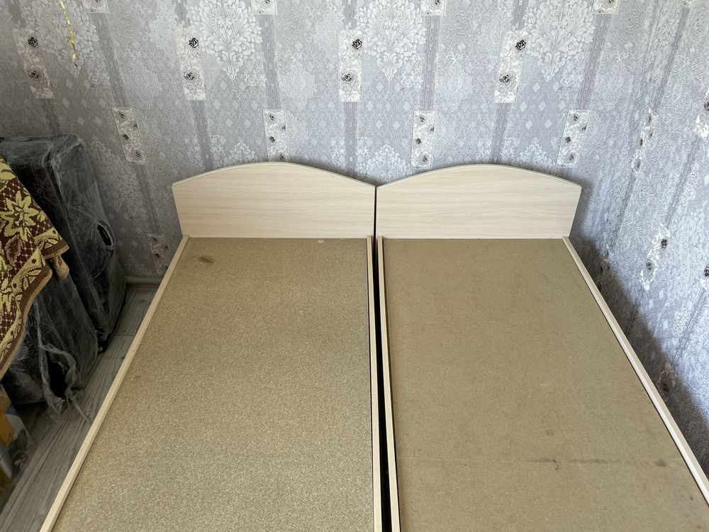 Продам две кровати