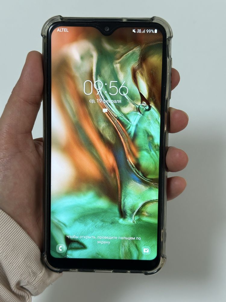 Sumsung Galaxy A10 смартфон