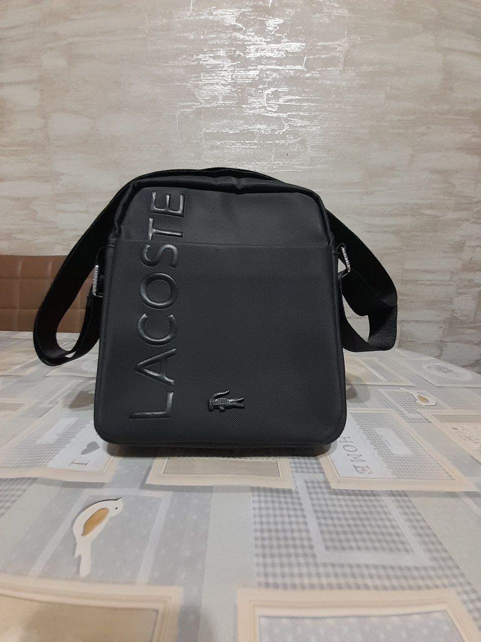 Продаю барсетку Lacoste