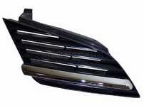Решетка радиатора  Nissan Primera