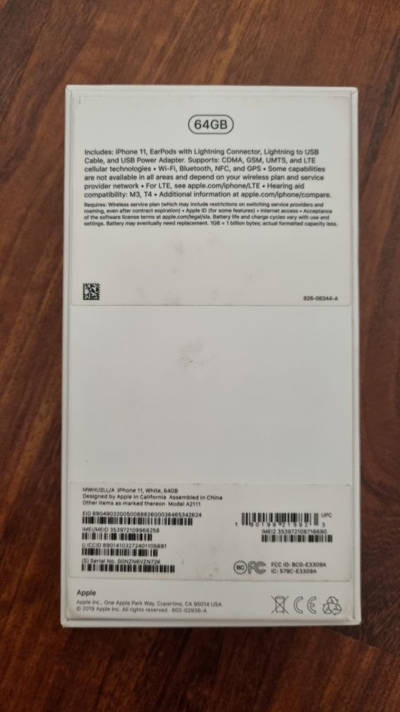 iPhone 11  белый  , 64GB  .