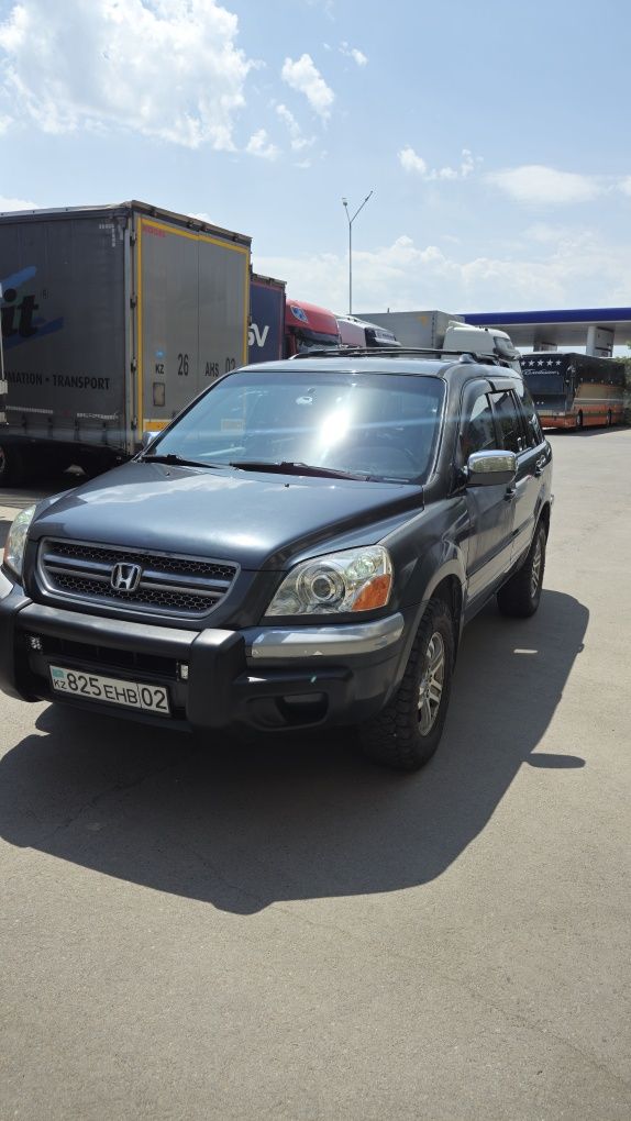 HONDA PILOT 2003 года