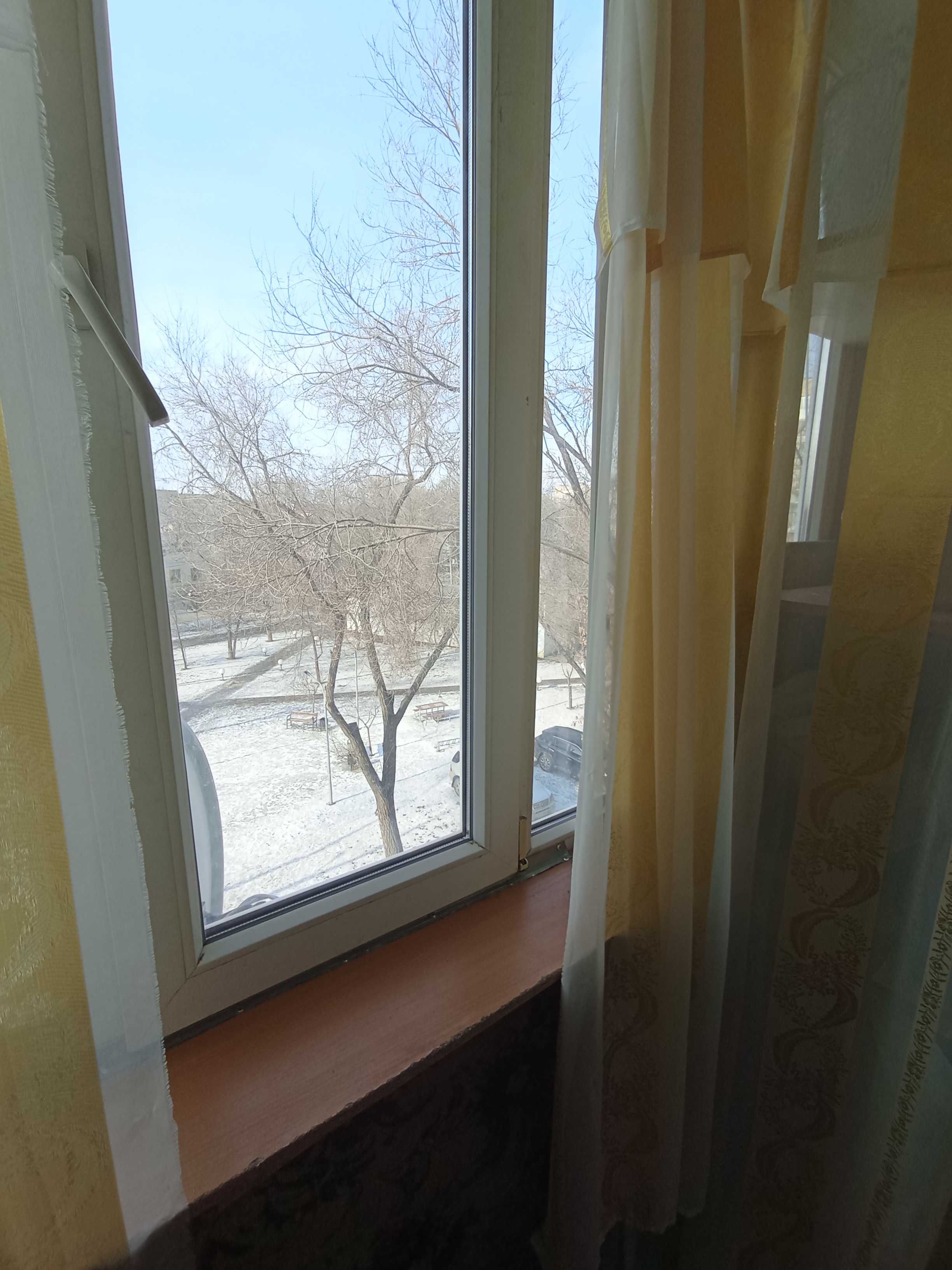 Продам 2 комн. квартиру в Уральске
