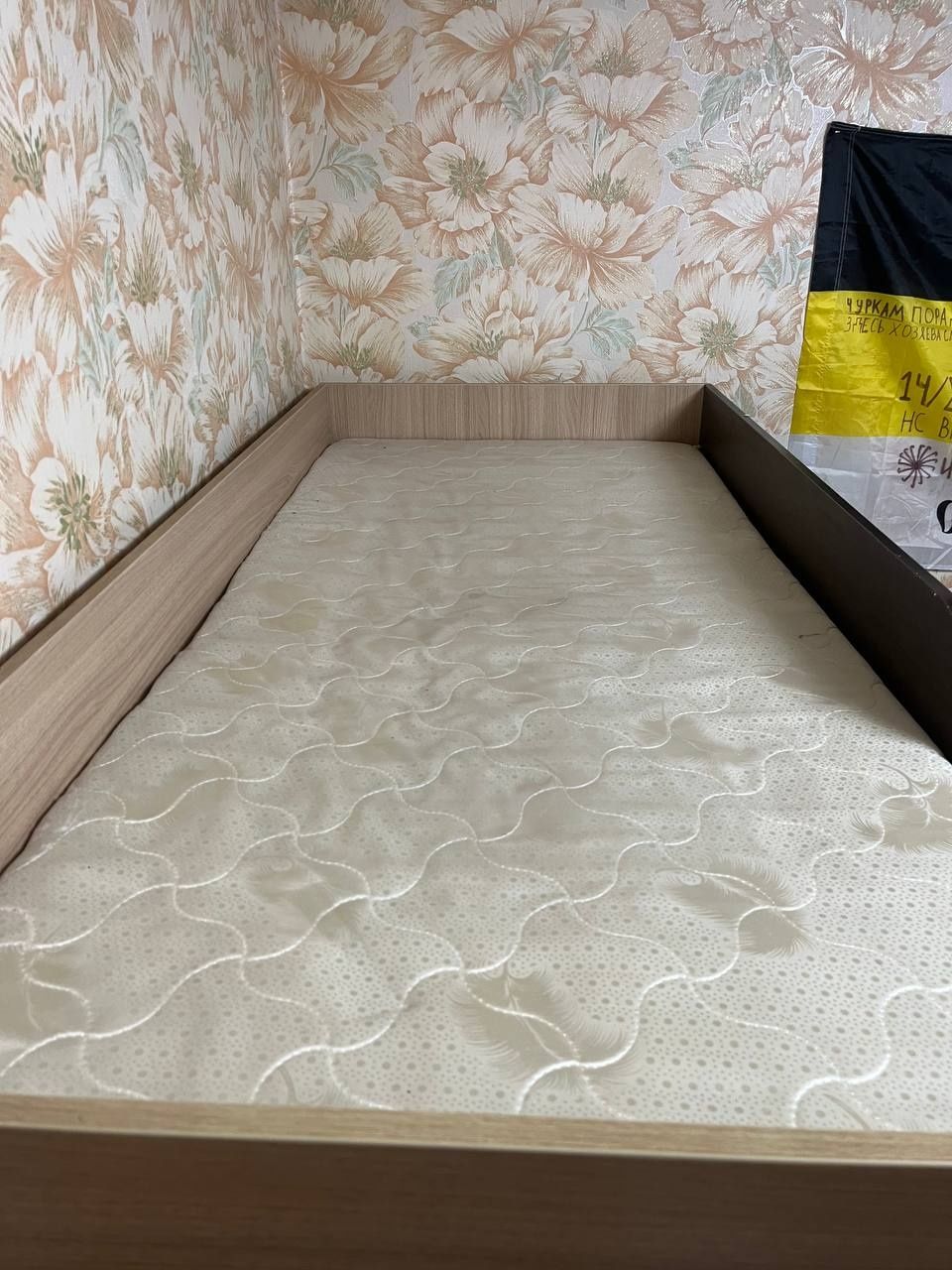 Трехъярусная кровать в
