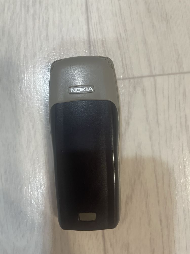 Продам телефон Nokia 1100