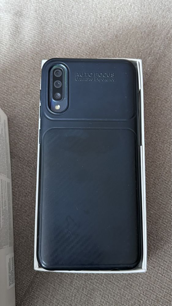 Продам Самсунг А50