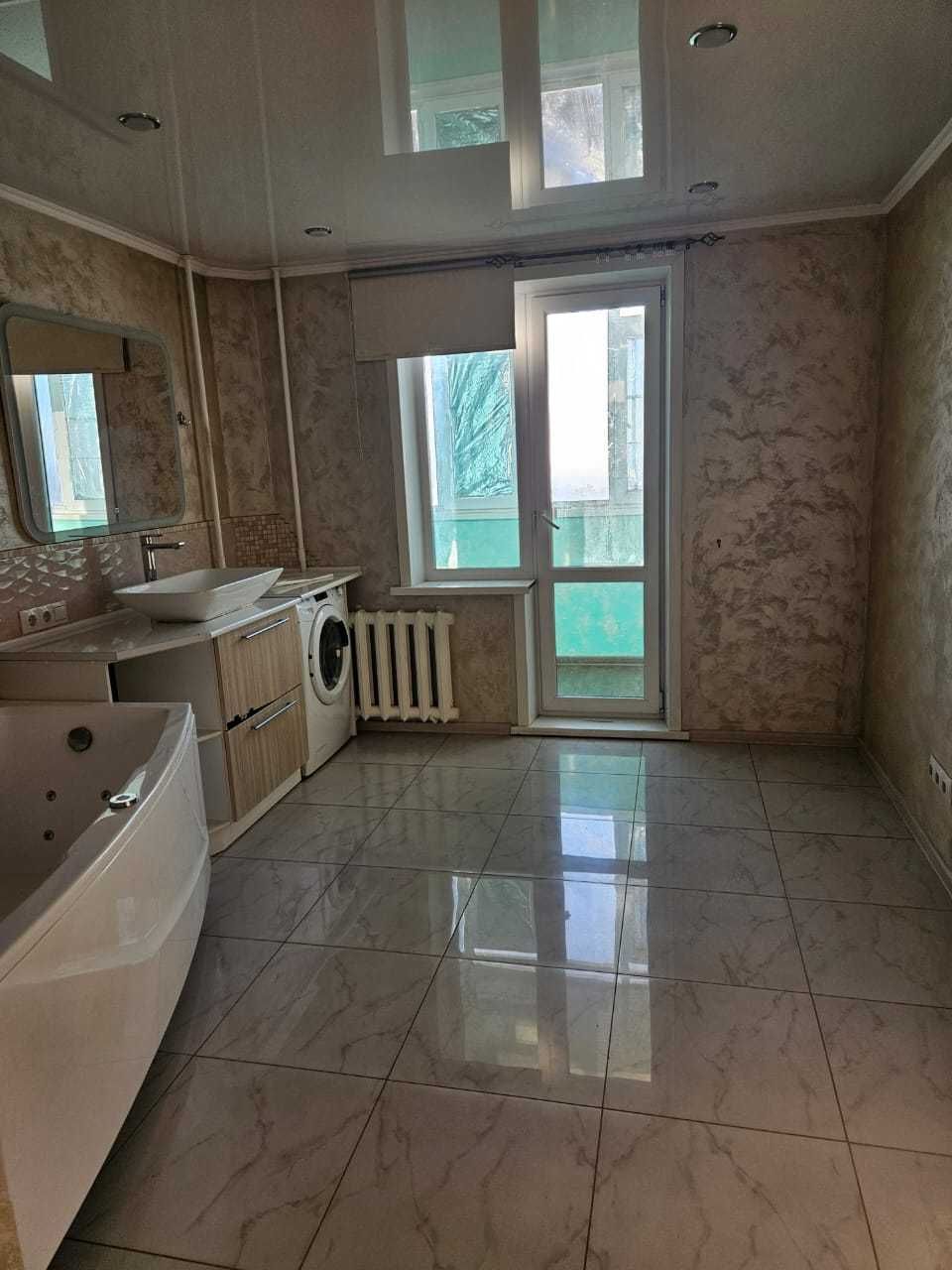 Продам 4 ком квартиру индивидуальной планировки