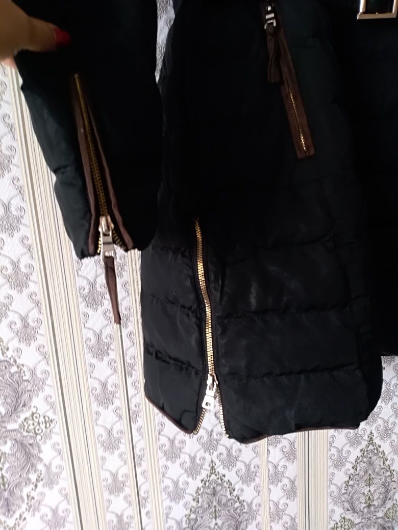 Продам куртку демисезонную