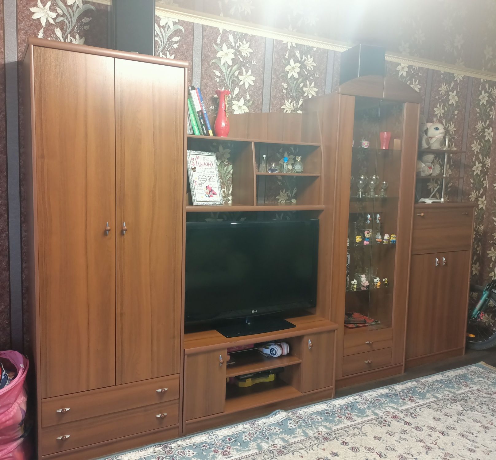 Стенка для гостиной