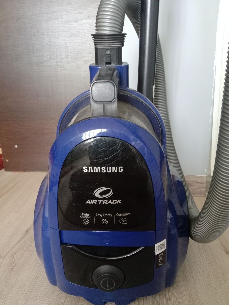 Продам    пылесос
