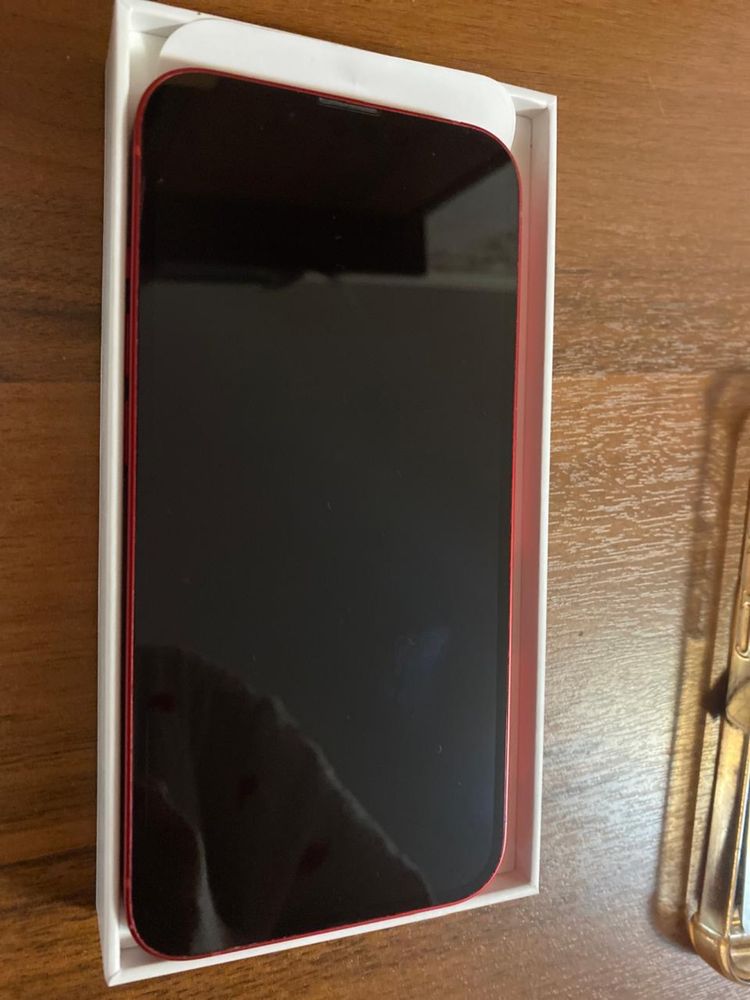 iphone 13 акб 87%