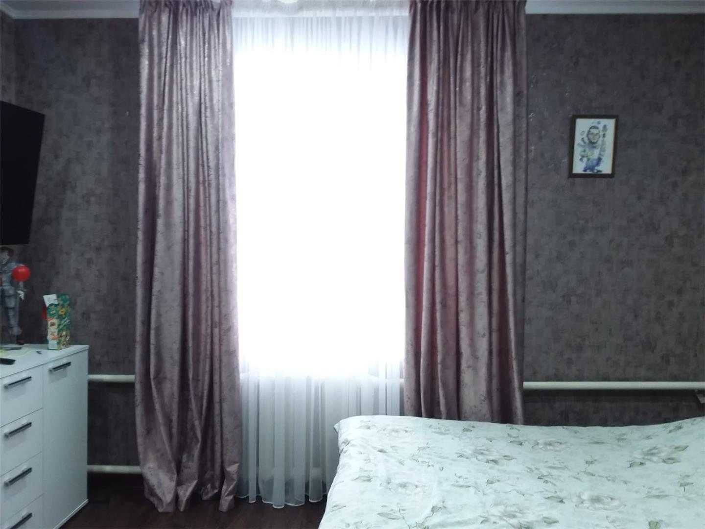 Продаю 4 комнатный дом в Пришахтинске, район школы №18.