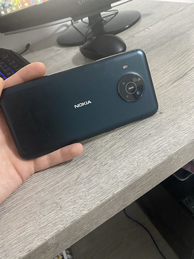 Продаю nokia x10