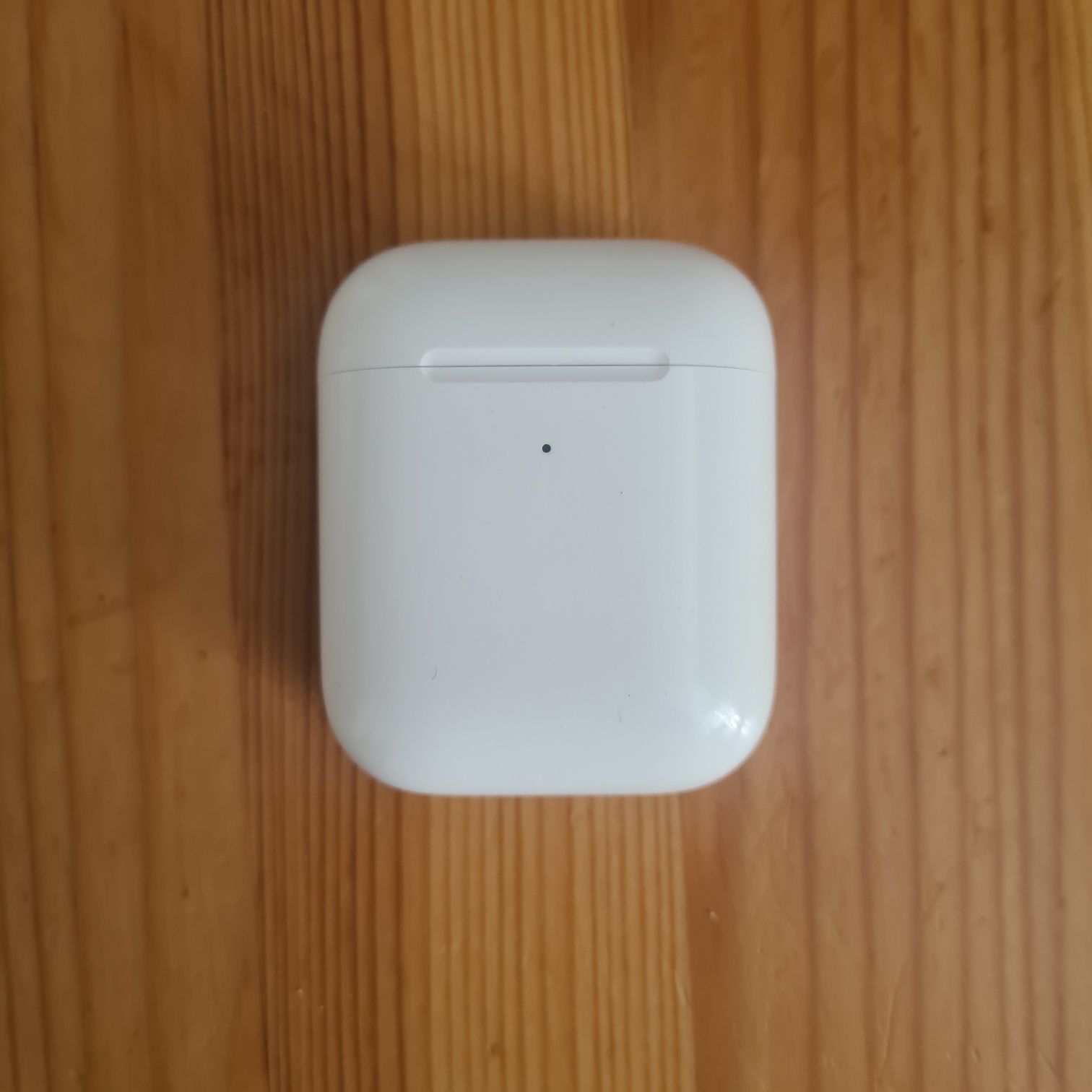Кейс AirPods 2 с правым наушником