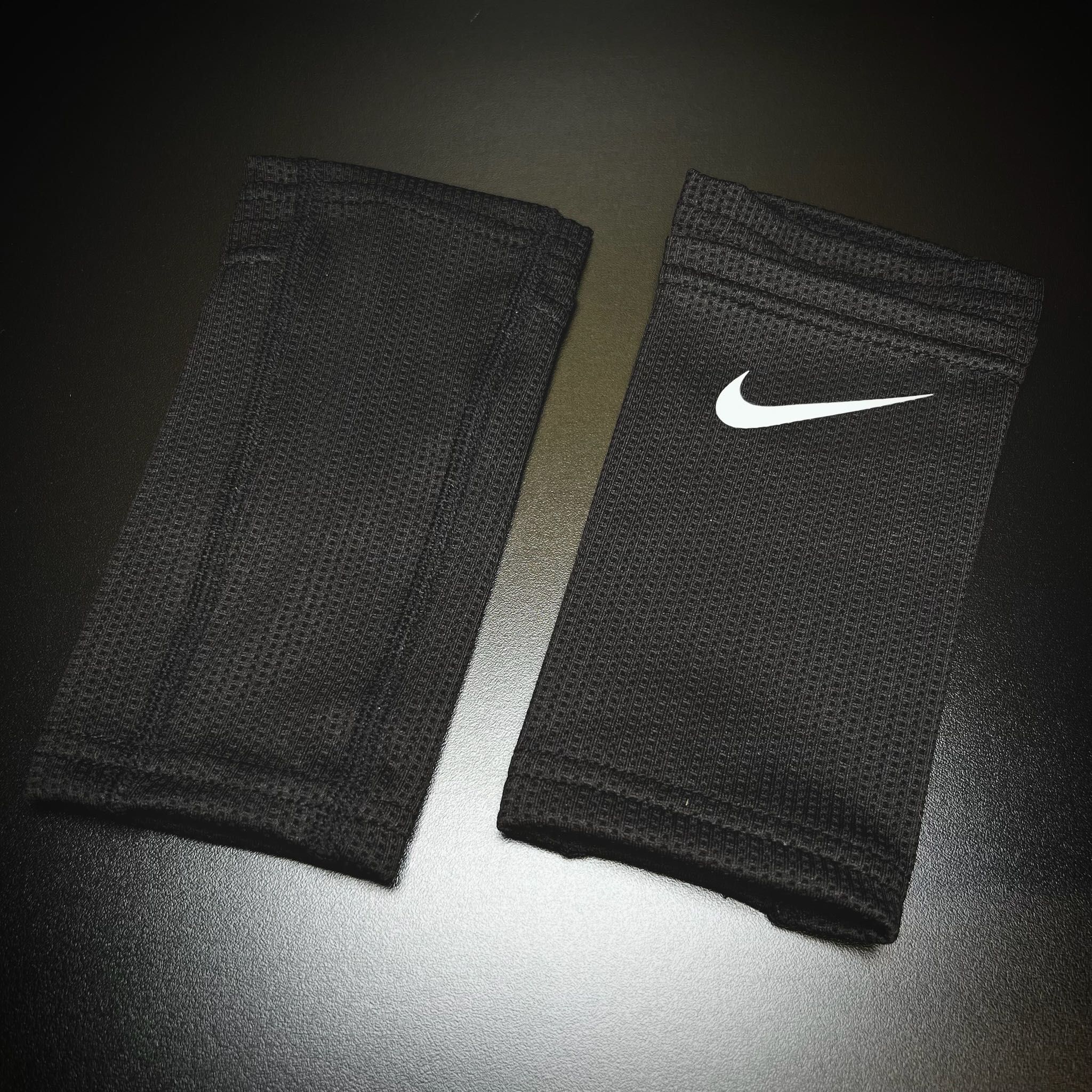 Фиксатор для футбольных щитков Nike детский и взрослый