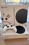 срочно продам новый xbox series s