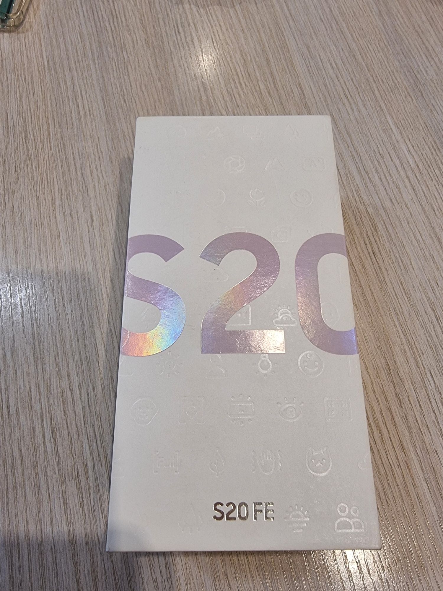 Продам samsung S20Fe.128ГБ.