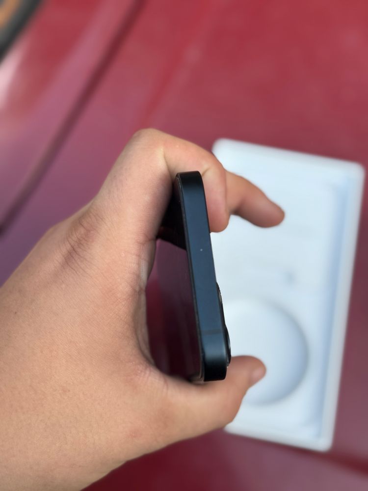 Айфон,IPhone 13 256gb Как новый