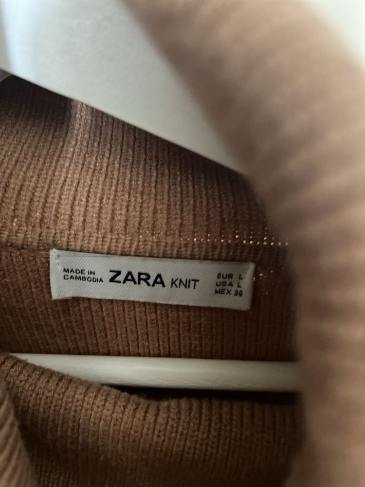 Кофта от бренда Zara