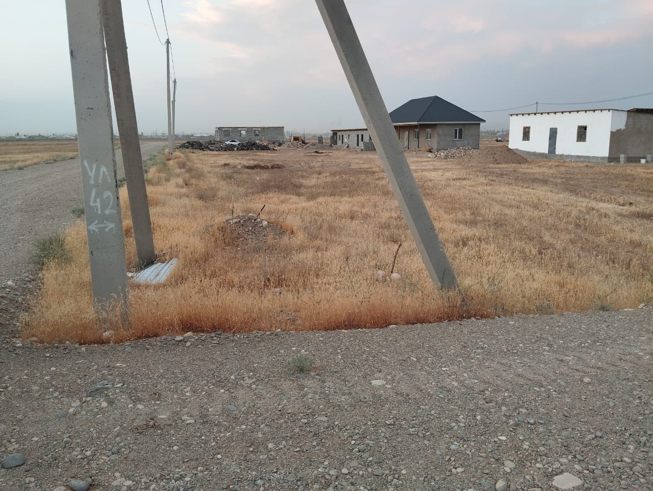 Продается участок в м-ве Шанырак
