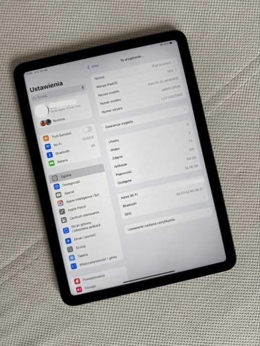 Tablet Apple iPad Air 5. поколения - 64 ГБ, Wi-Fi, экран 10,9"