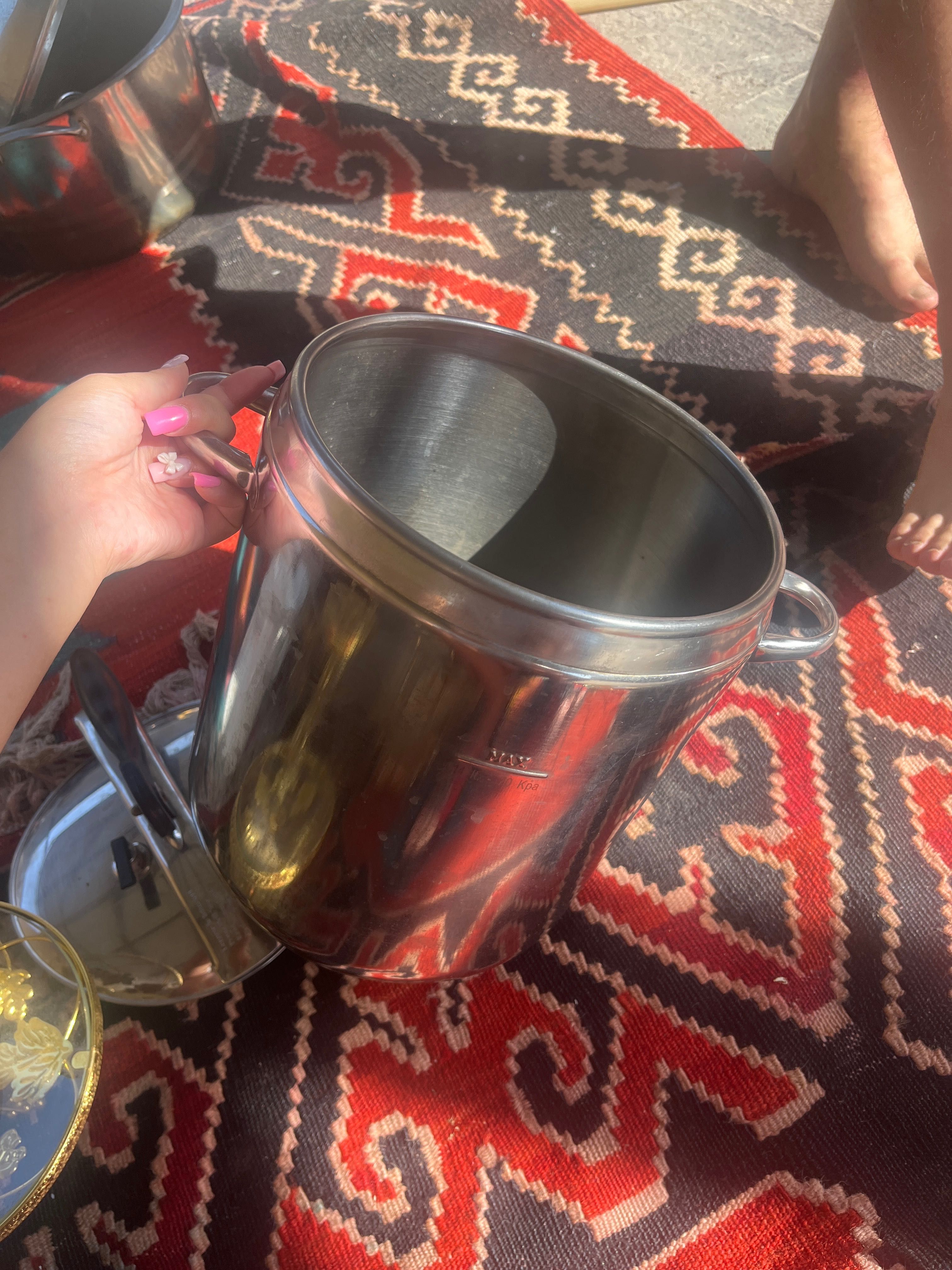 Скороварка продам срочно