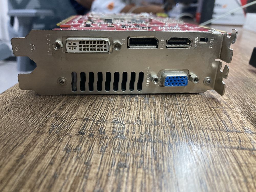 Видеокарта  radeon hd 4870