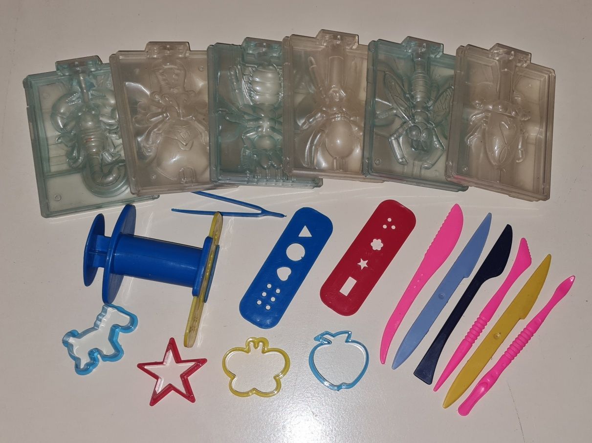 Play-doh и разные наборы для лепки