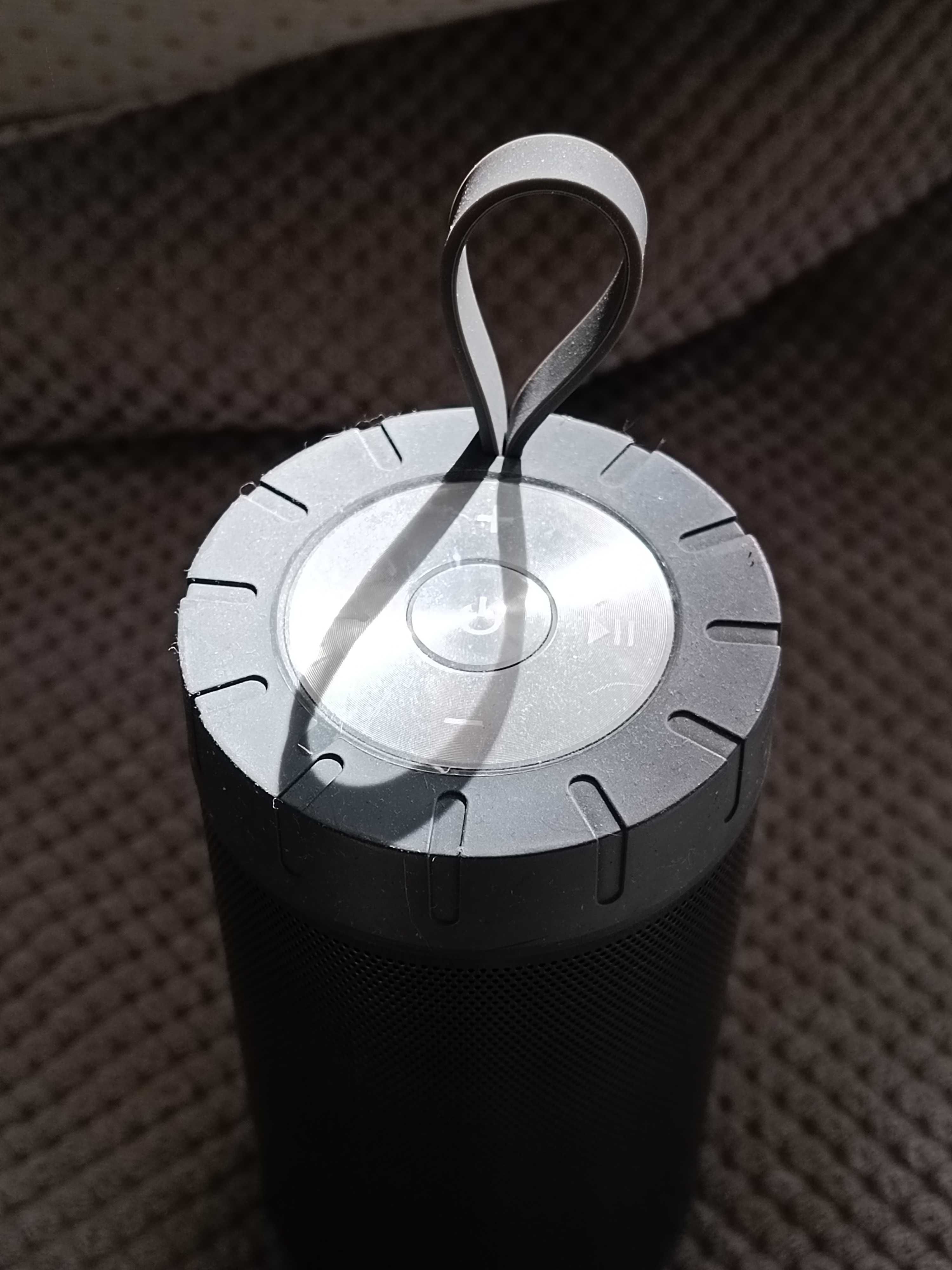 Беспроводная колонка COMISO X26