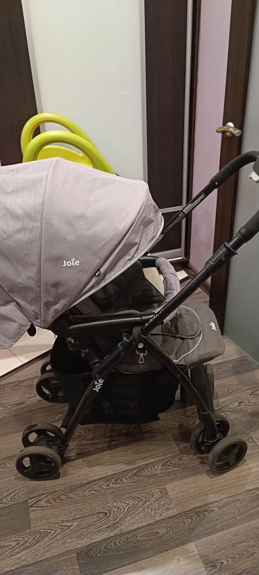 Продам коляску JOIE MIRUS DARK (конверт, сумка и москитная сетка)