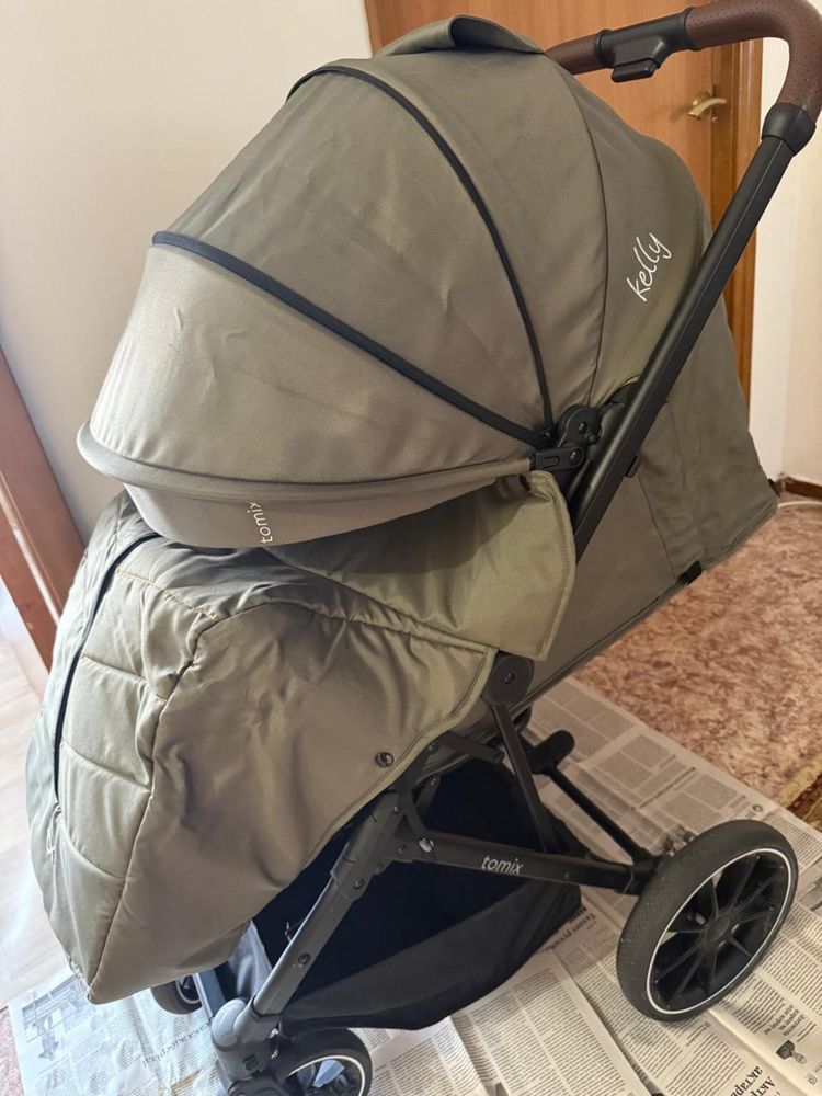 Продам прогулочную коляску Tomix Kelly