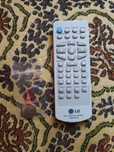 Продам пульт LG  DVD  как на фото.