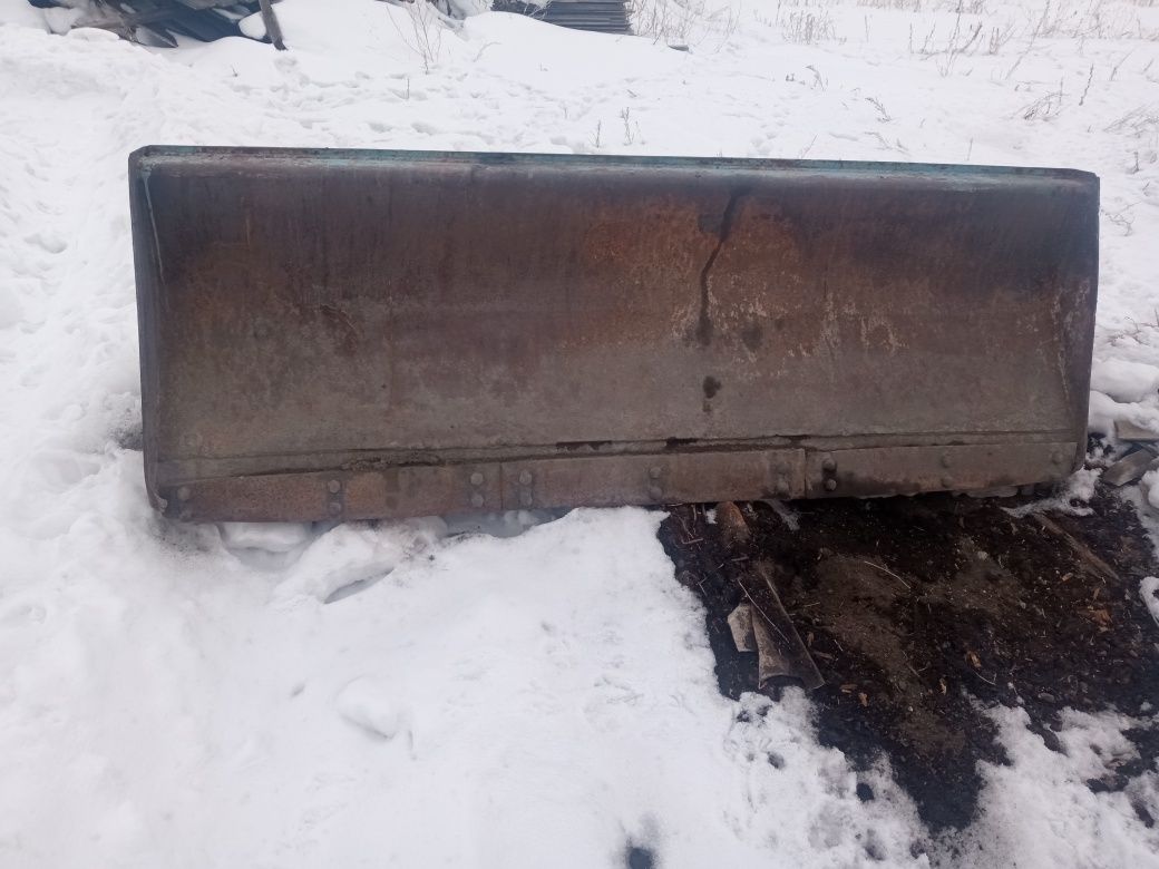 Продам ножа для чистки снега ширина2,4 и 2 метра на калесные трактора