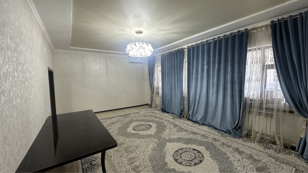 Дом 5 комнатный,в Арае