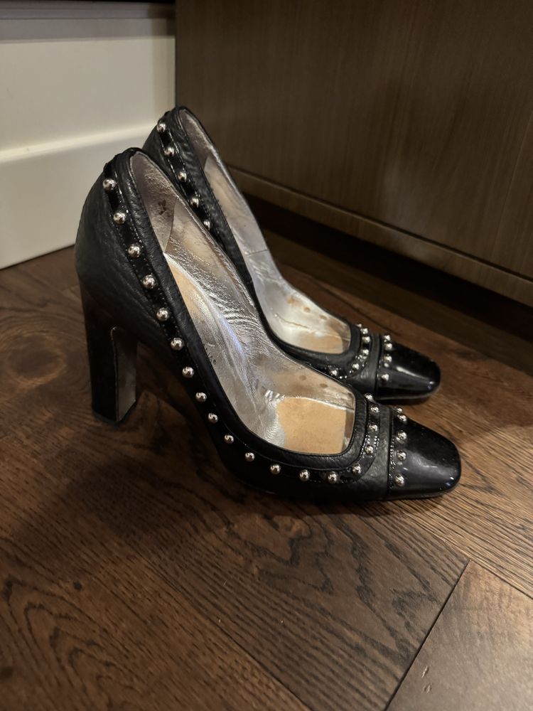Брендовая обувь LV, Dolce&Gabbana, YSL, Christian Laboutin, Mcqueen