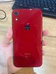 iPhone Xr   (red product)