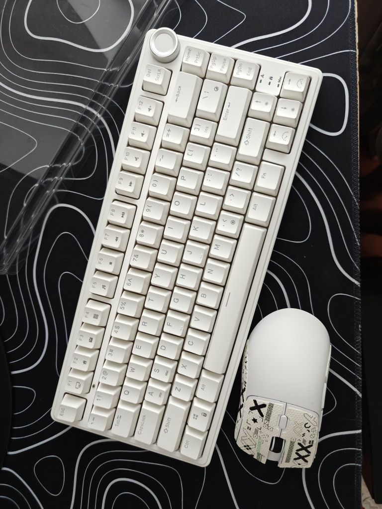 Royal klughe r75, attack shark r1