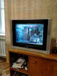 Телевизор цветной LG